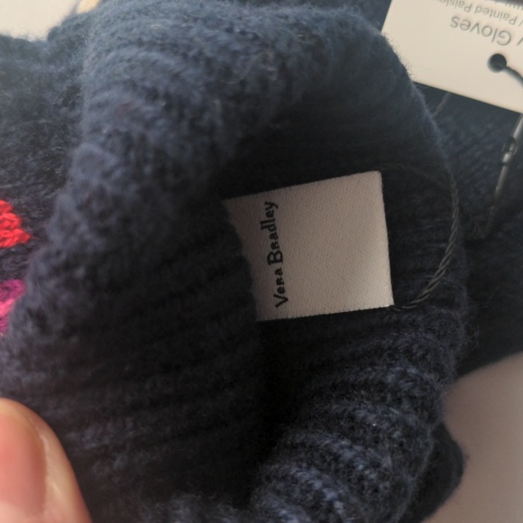 Last Pair! NWT Vera Bradley Cozy Knit Gloves - Picture 5 of 7